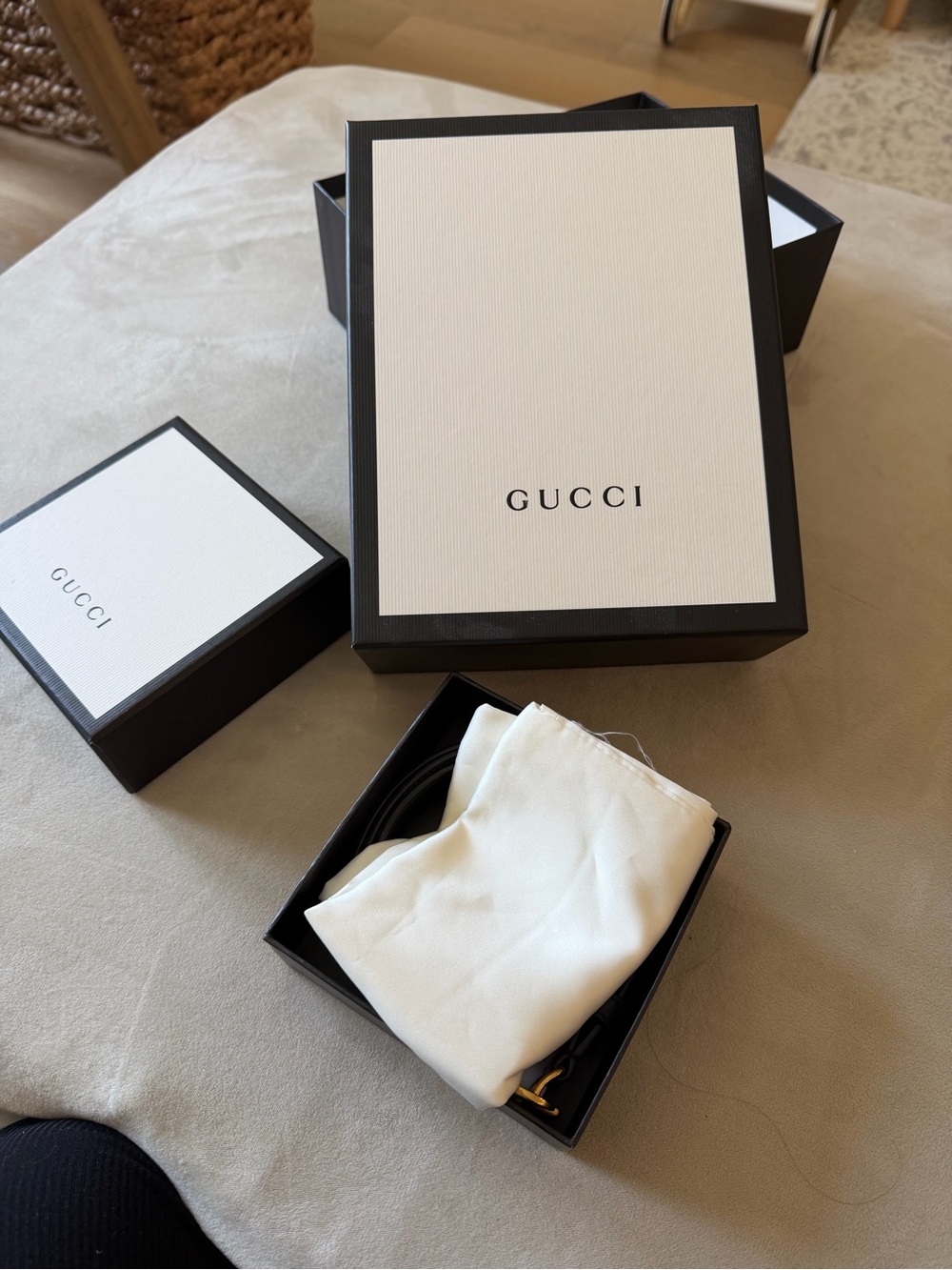 Gucci Black Leather Belt with Gold Double G Buckle - Picture 2 of 3
